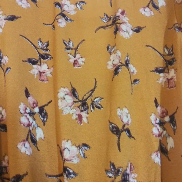 Rewind women's size S yellow, pink green and white floral blouse - Picture 3 of 10